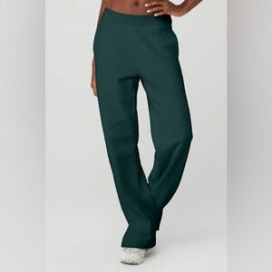 alo yoga high waist free time sweatpants